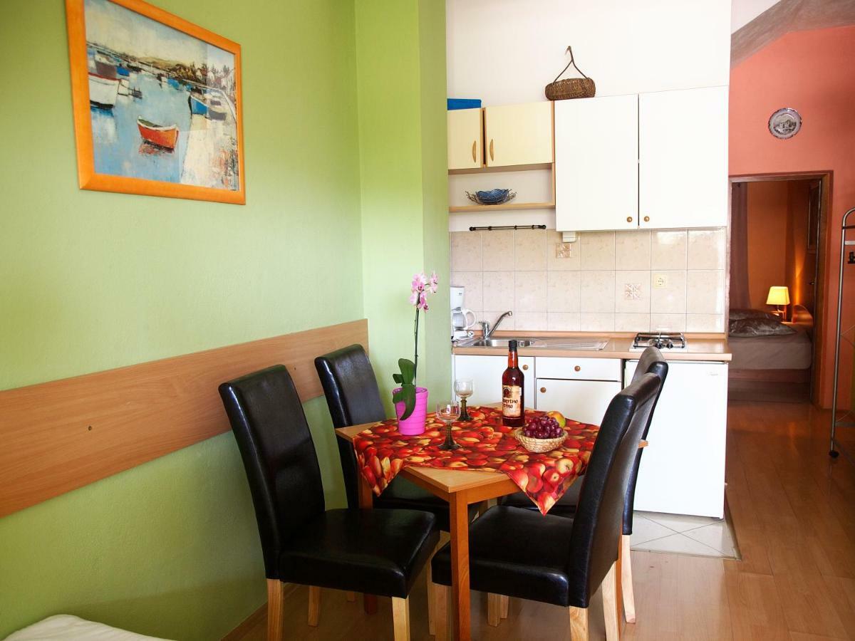 Apartmani Diana Makarska Exteriör bild