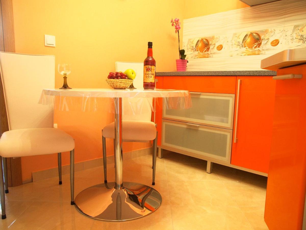 Apartmani Diana Makarska Exteriör bild